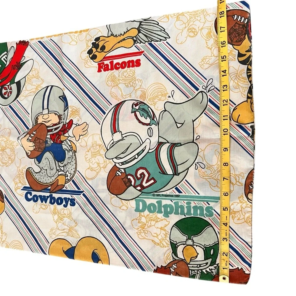 Vintage NFL Football Pillowcase Kids Eagles Redskins Bears Dolphins Jets Cowboys